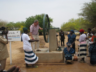 04 Inauguration Du Forage Du FESDIG